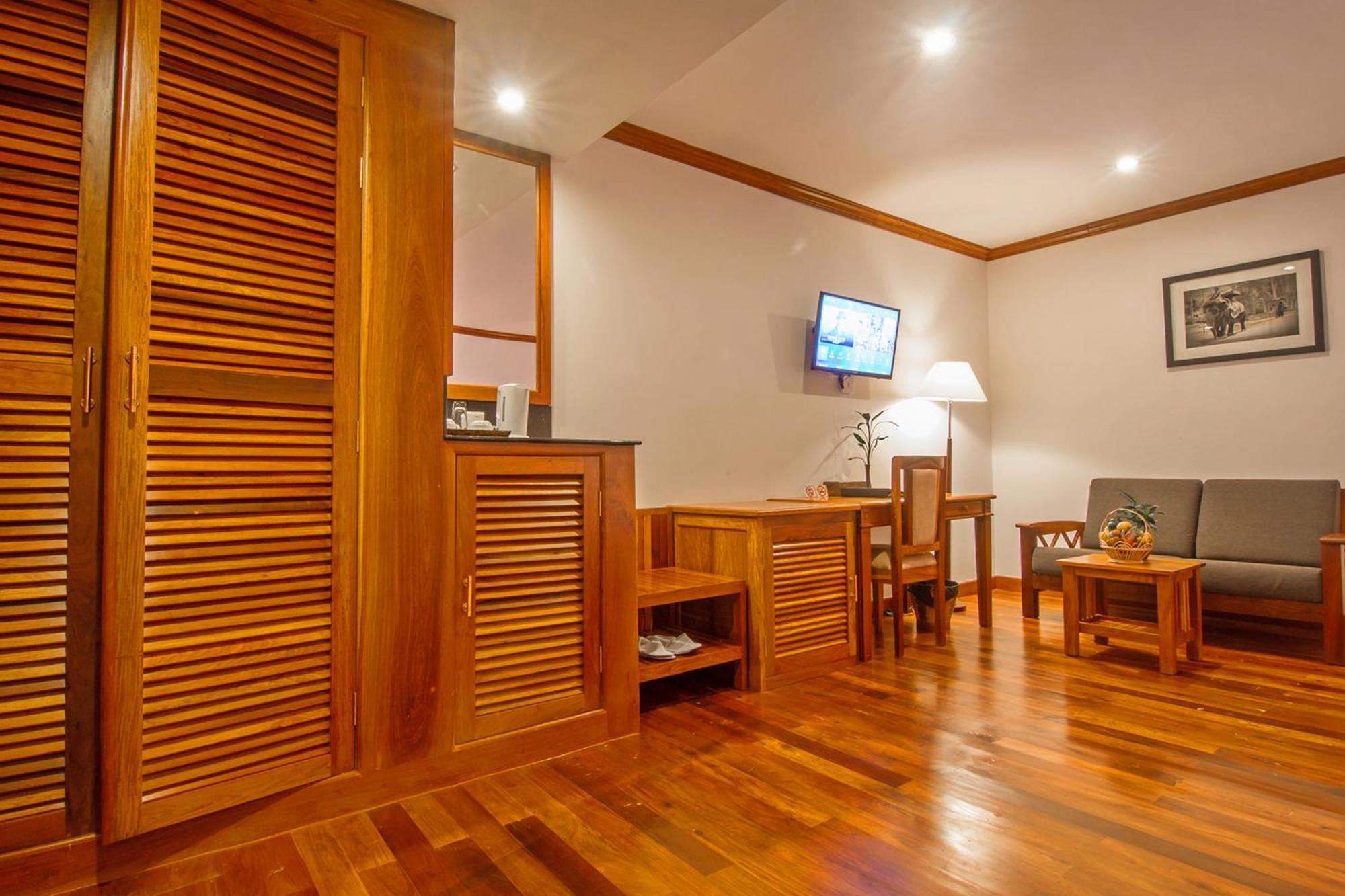 Cheathata Cts Hotel Siem Reap Exterior photo