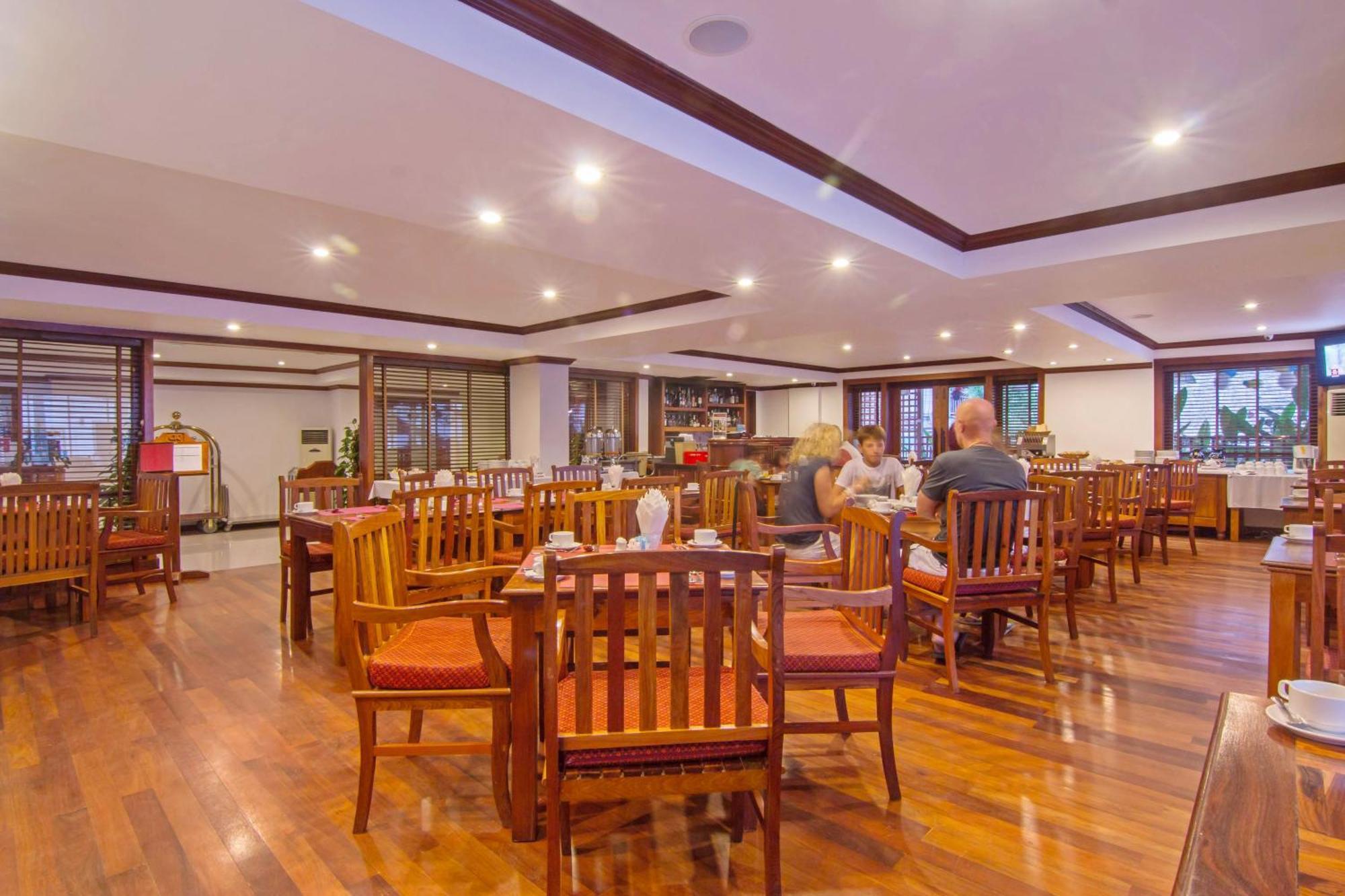 Cheathata Cts Hotel Siem Reap Exterior photo