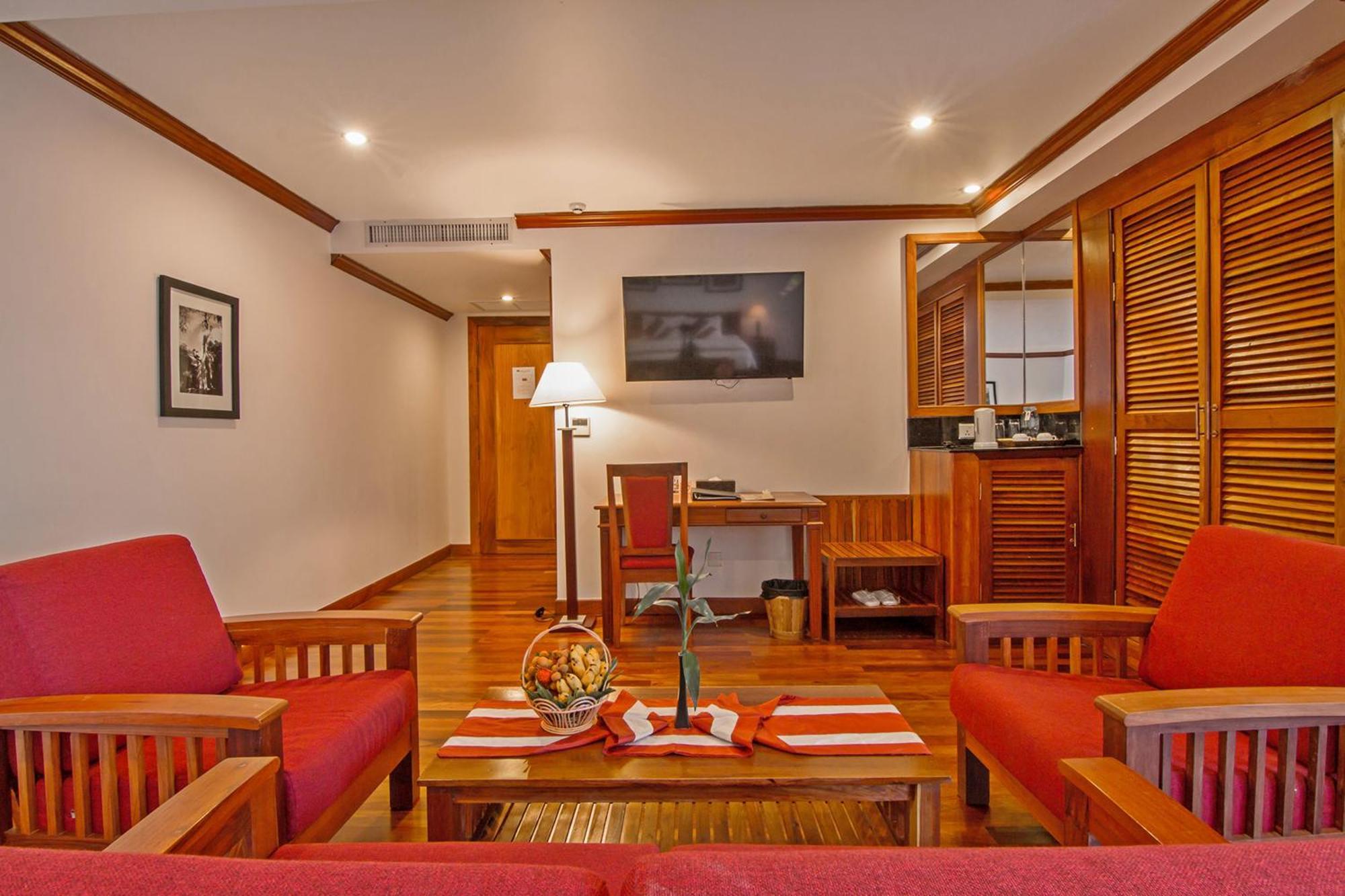Cheathata Cts Hotel Siem Reap Exterior photo